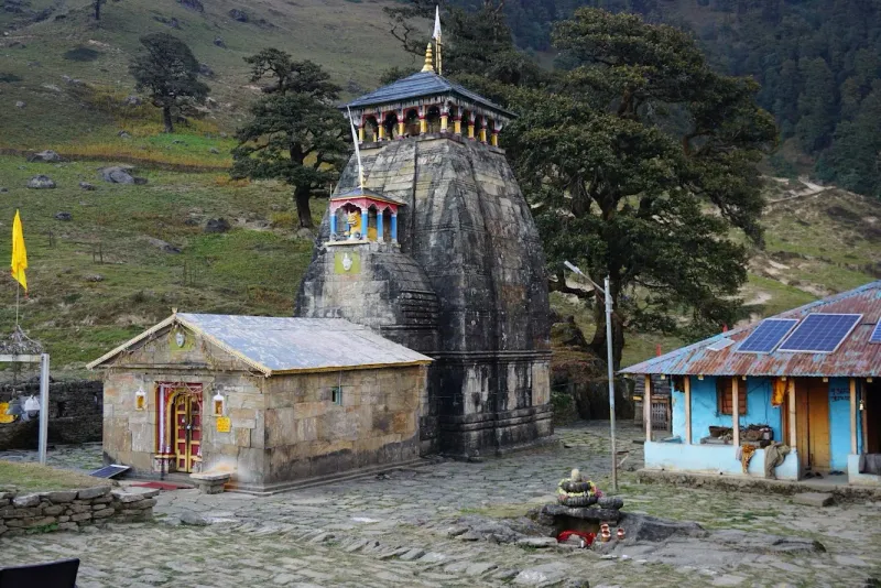 Temple view in october | © MountRoutes