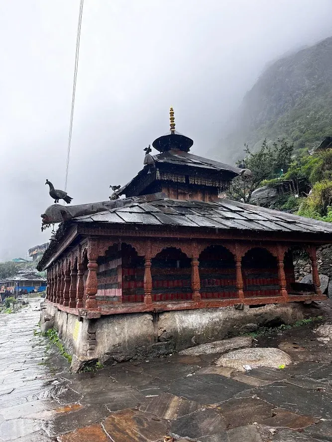 The ancient wooden architecture of Osla village, a cultural heart of the Har Ki Dun valley. Village Temple | © MountRoutes