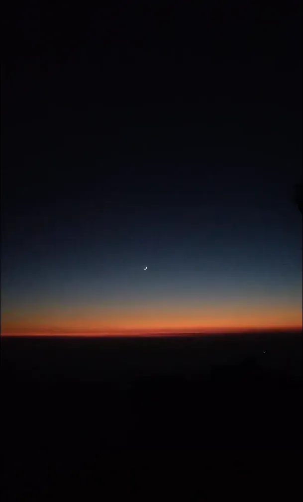 Orange red evening skyline from Chandrashila summit during the Chopta Chandrashila trek in October. | © MountRoutes