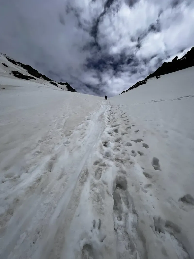 The world from our boots — catching the raw beauty of the trail as we push forward. | © MountRoutes